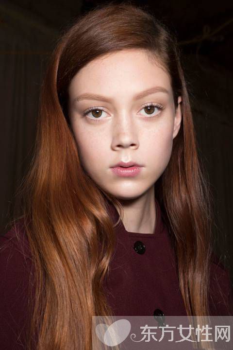 如何為你的膚色找到最適合的口紅搭配