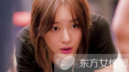 咬唇妝需要什么 咬唇妝的5要求需掌握