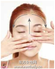 妝前按摩促進(jìn)代謝恢復(fù)肌膚緊致