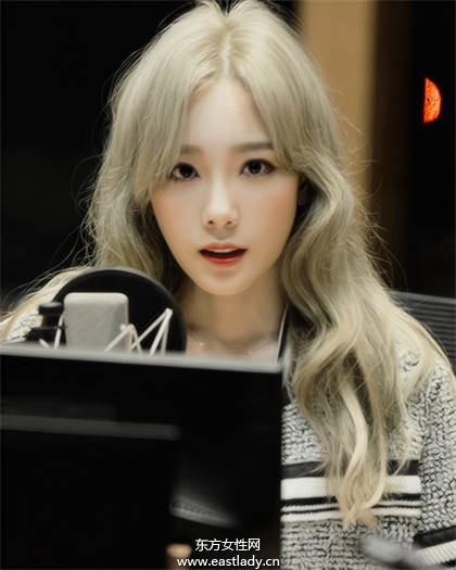 韓妞也愛用腮紅 太妍腮紅妝秀嫵媚姿態(tài)