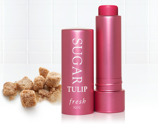 5款甜美粉色彩妝單品 情人節(jié)幫你帶來(lái)滿滿桃花運(yùn)