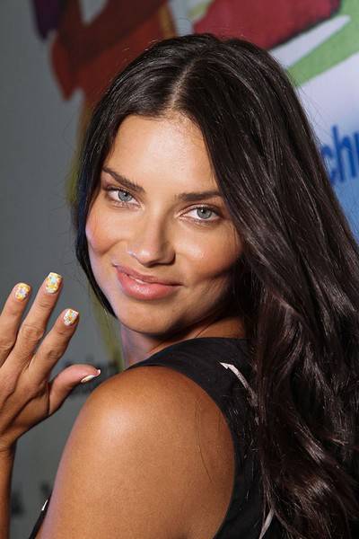 指尖摩登風范 2016春夏DIY美甲流行趨勢