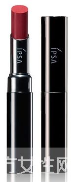 今冬必備的姨媽色唇膏 看看到底哪家強