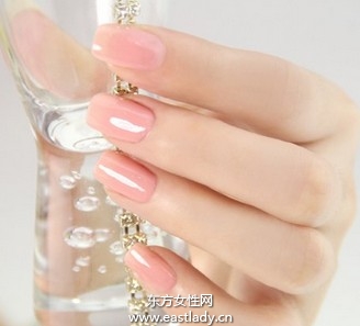 認識指甲油畫出放心美甲