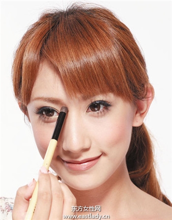 波西米亞裸妝彰顯浪漫與自信