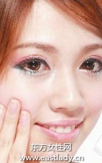 夢幻色彩妝容化妝步驟 用童話色彩變身吧