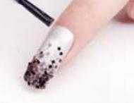 美甲教程之打造耀目銀色亮片美甲