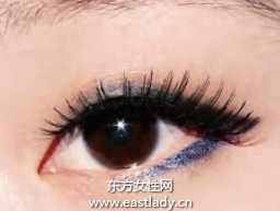 彩色眼線筆畫出美美大眼妝