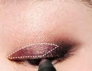 單眼皮MM深邃酒紅微醺妝眼妝畫法