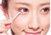 一分鐘修補易暈妝的眉部與眼部