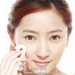 化妝教程之如何正確使用固體粉底