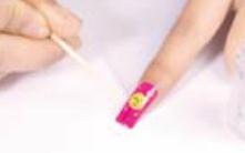 美甲教程之打造可愛笑臉彩繪美甲