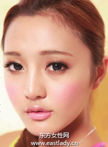 利用光影營造立體五官