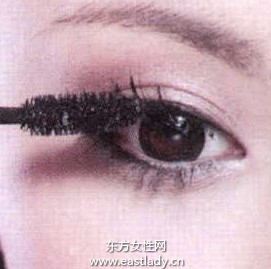 五個簡單快速化妝小秘訣