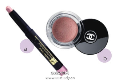 同色系眼影疊層暈染提升光澤度