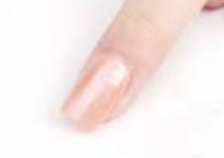 美甲教程之打造淡雅蕾絲美甲