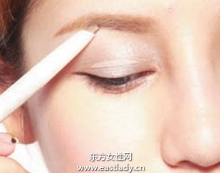 畫眉妝的基本化妝技巧