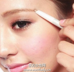 畫眉教程之矯正眉型修補(bǔ)顏色