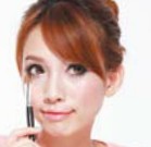 清純派裸妝展現(xiàn)活潑動(dòng)人美少女氣質(zhì)