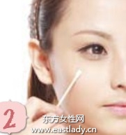 用遮瑕品遮瑕痘痘的化妝技巧