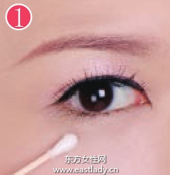 快速補(bǔ)妝的三大實(shí)用技巧