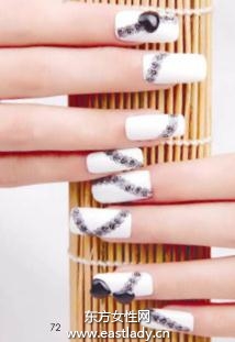 美甲教程之打造古典蕾絲美甲