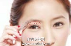 調(diào)整眉形襯托輪廓分明立體眼眸