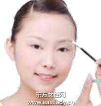 學(xué)畫泰勒眉席卷復(fù)古風(fēng)