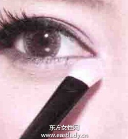 五個簡單快速化妝小秘訣