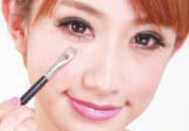 學院派裸妝溫婉而不失甜美