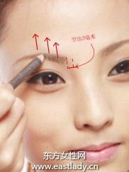 濃淡色眉筆塑造立體自然眉毛