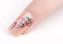 美甲教程之打造淡雅蕾絲美甲