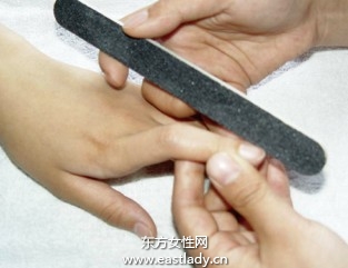 美甲的基本步驟以及注意事項(xiàng)