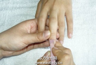 美甲的基本步驟以及注意事項(xiàng)