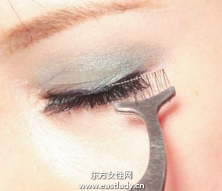 內(nèi)雙眼皮粘貼假睫毛小眼變大眼