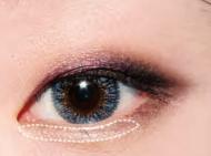 單眼皮MM深邃酒紅微醺妝眼妝畫法