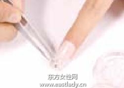 美甲教程之打造七彩奢華鑲鉆美甲