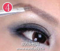 復古佳人妝展現(xiàn)高貴氣質(zhì)