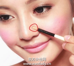 利用光影營造立體五官