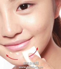 不易脫妝的局部遮瑕之矯正唇周與嘴角的色素沉淀