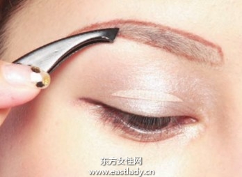 基礎修剪眉毛技巧