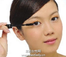化妝教程之超卷翹上睫毛化妝法