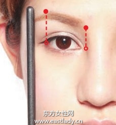 簡(jiǎn)單小技巧令眉妝打理更順手