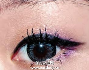 單眼皮MM橘紫混搭畫出少女妝