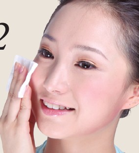 眼部卸妝六步走 清潔無煩惱