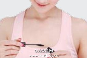 用染眉膏輕松染眉DIY
