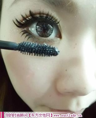 讓眼睛變大的內雙眼眼妝的畫法