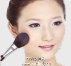 名媛妝凸顯個人高貴氣質(zhì)