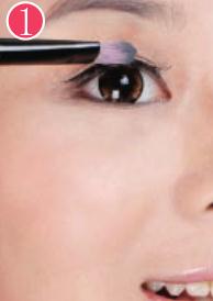 裸妝美睫刷涂法 眼睛變得閃亮迷人