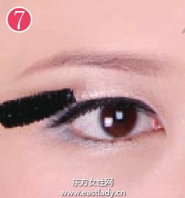 青春活力妝畫法讓青春的氣息撲面而來